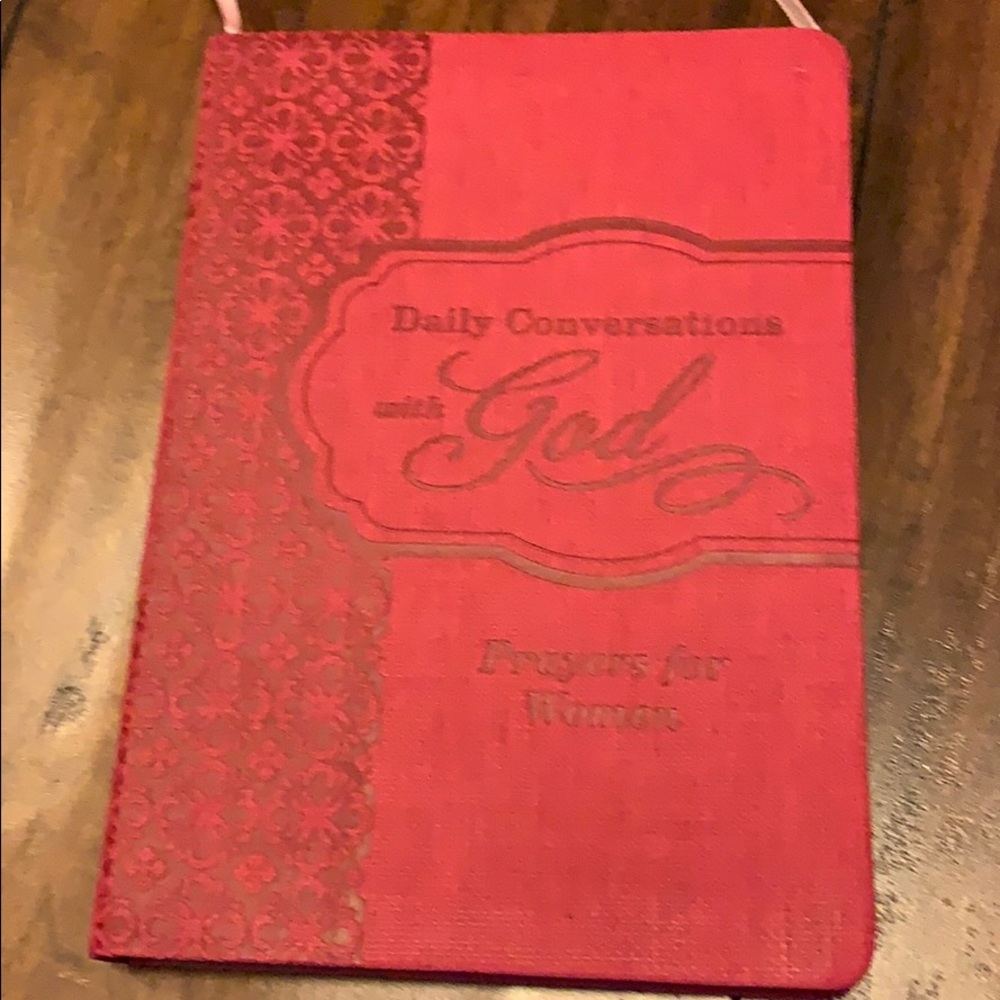 Daily Conversations with God: Prayers for Women